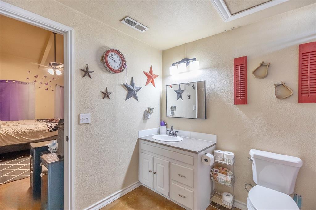 1502 Avenue N Property Photo 17