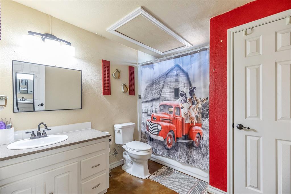 1502 Avenue N Property Photo 18