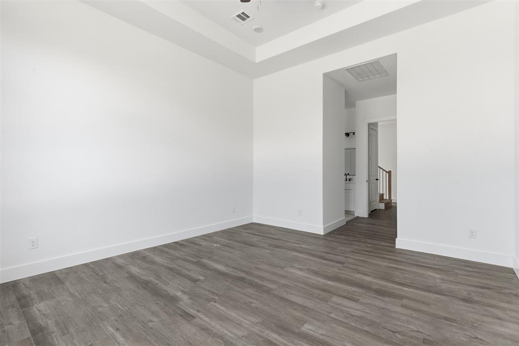 1552 Lakeridge Boulevard Property Photo 22