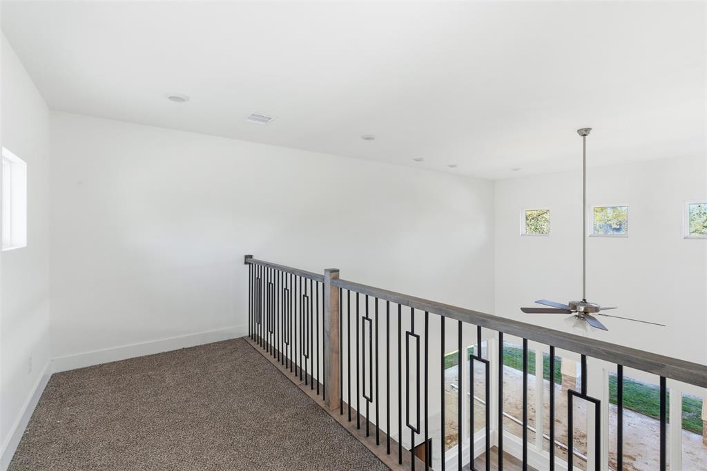 1552 Lakeridge Boulevard Property Photo 28