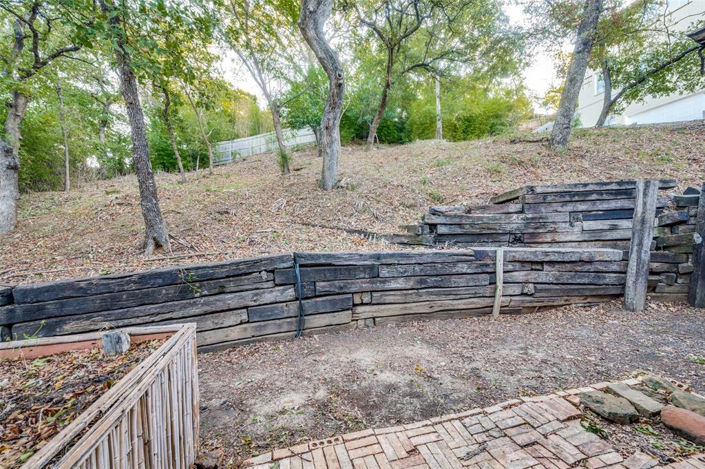 1805 Old Oak Drive Property Photo 24