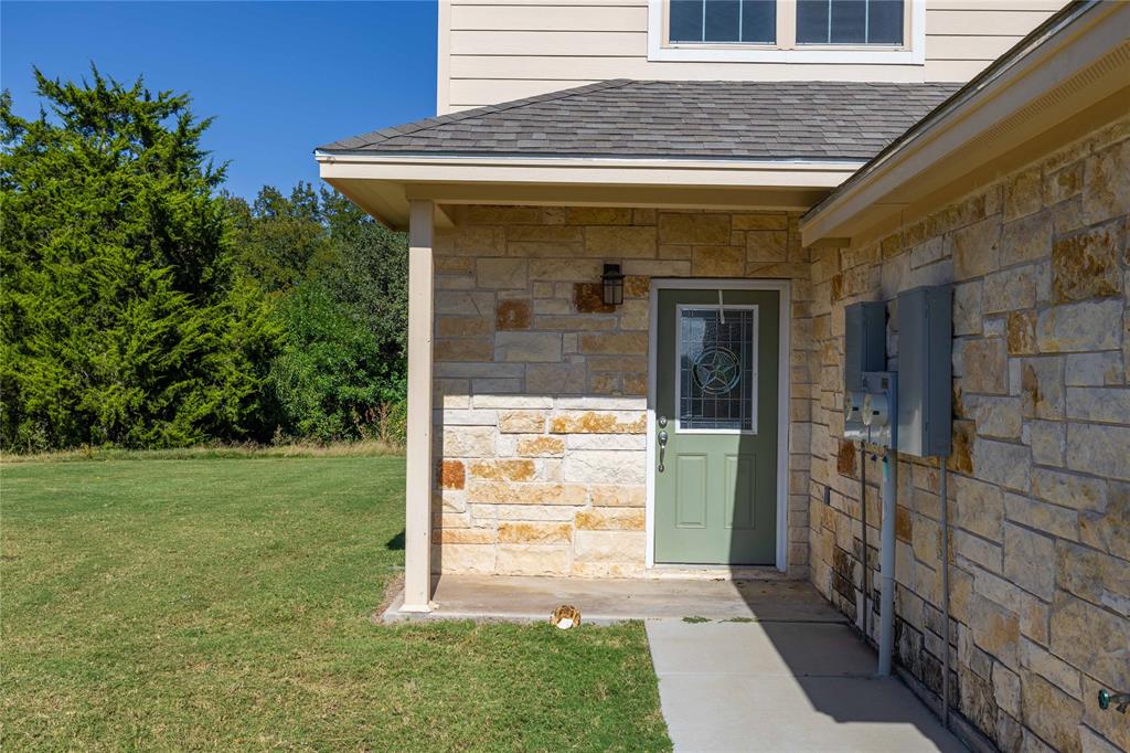 1403 Waterstone Drive Property Photo 3