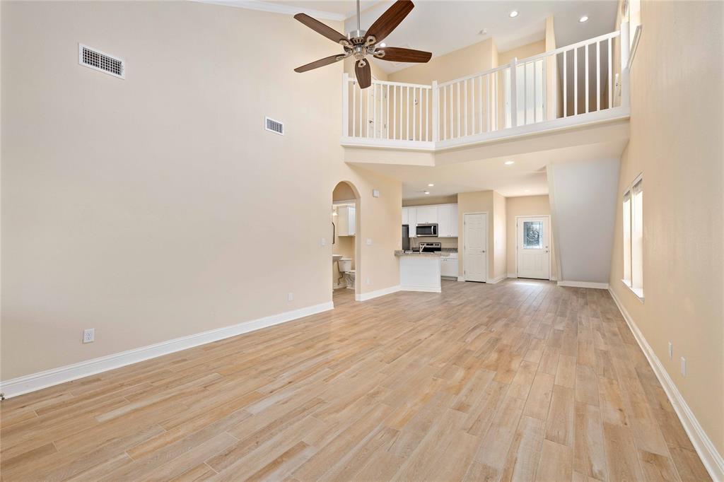 1403 Waterstone Drive Property Photo 6