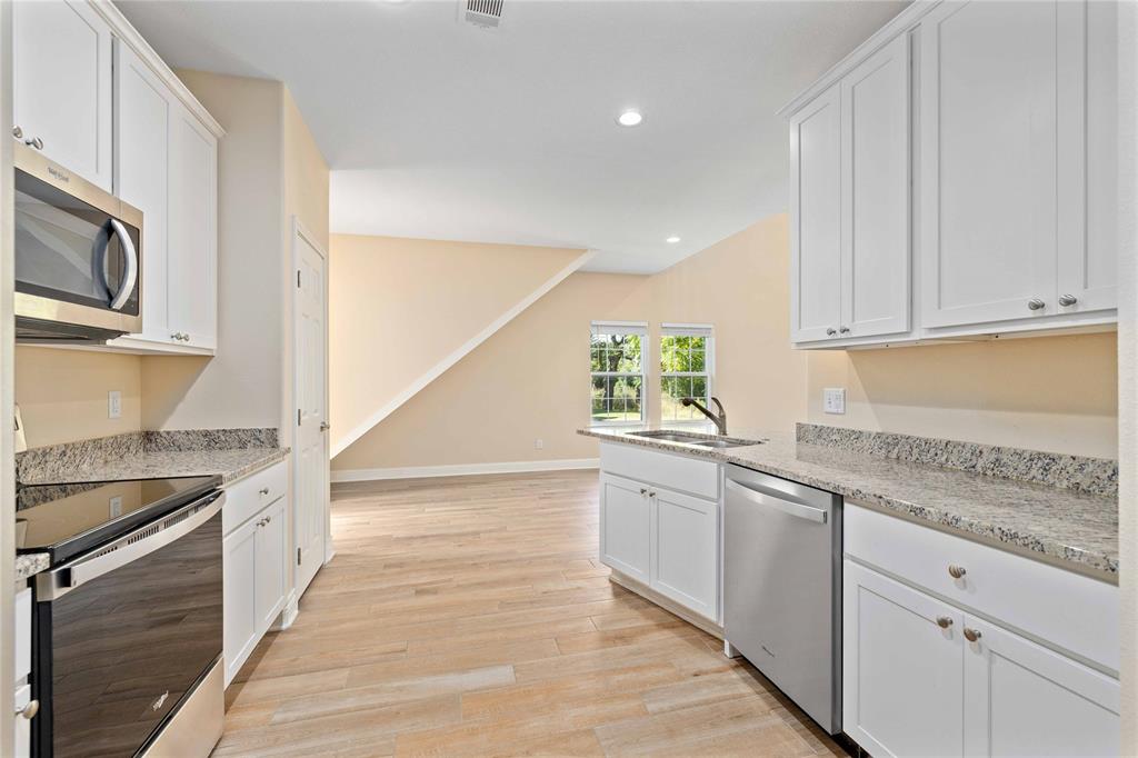 1403 Waterstone Drive Property Photo 11