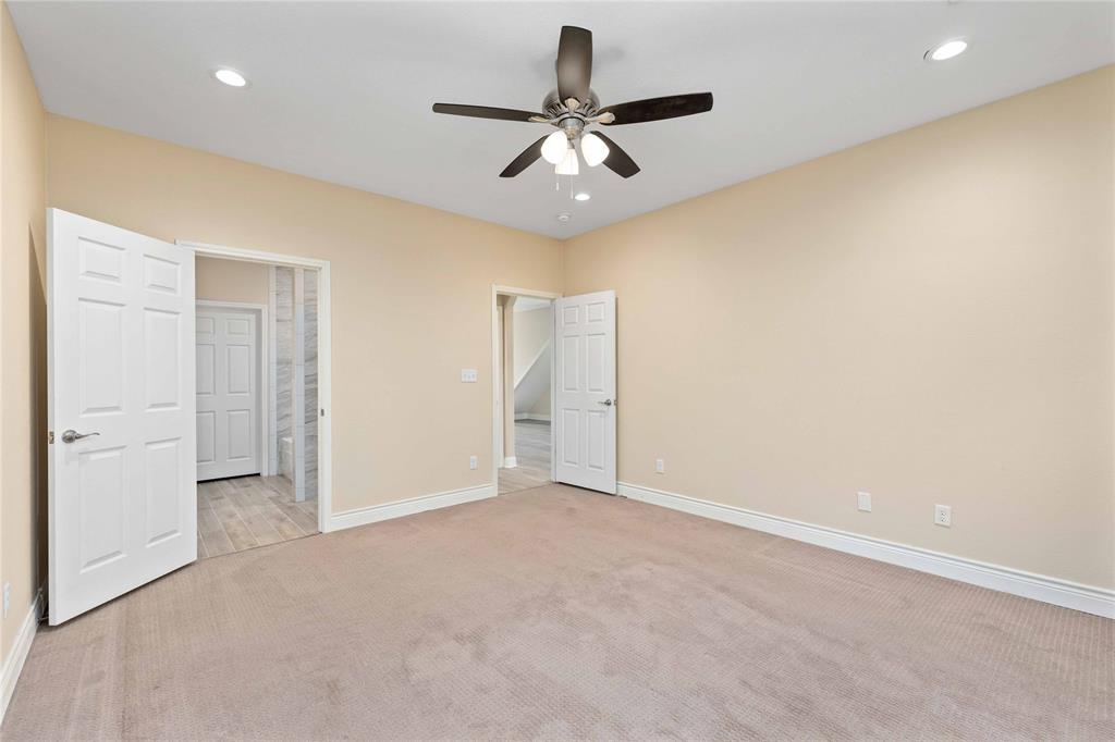 1403 Waterstone Drive Property Photo 14