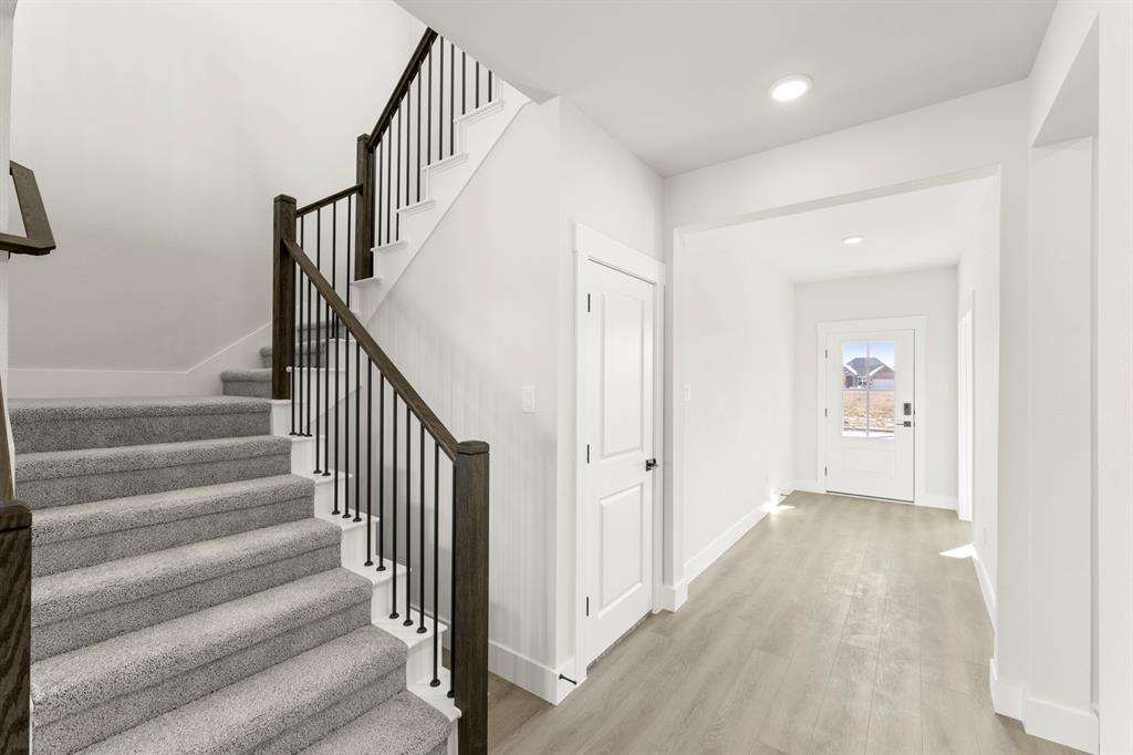 214 Saddletree Drive Property Photo 3