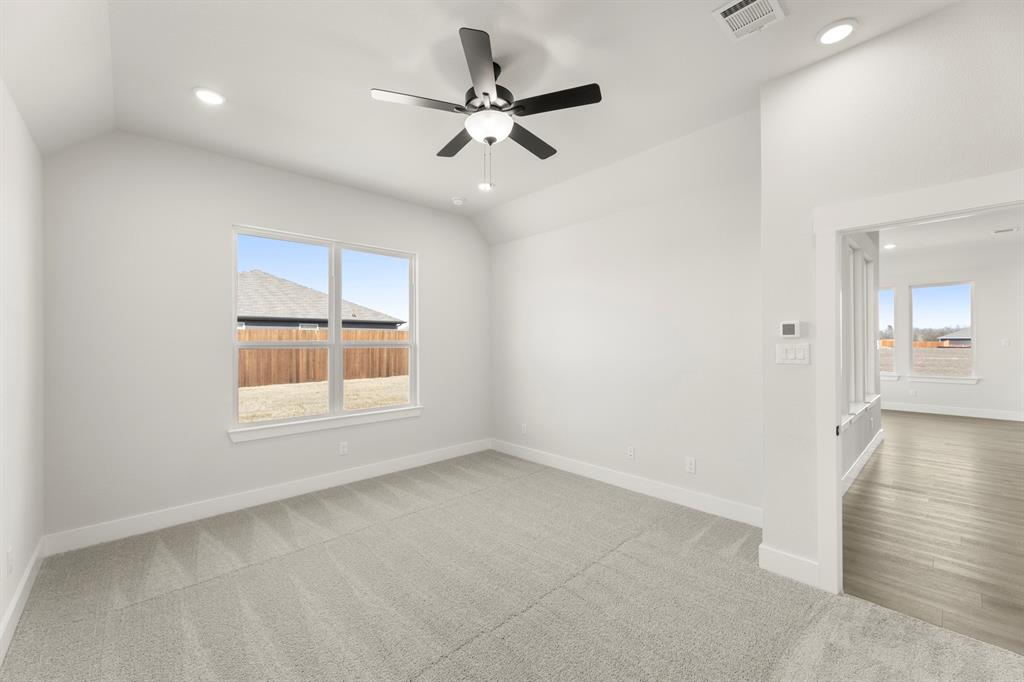 214 Saddletree Drive Property Photo 12