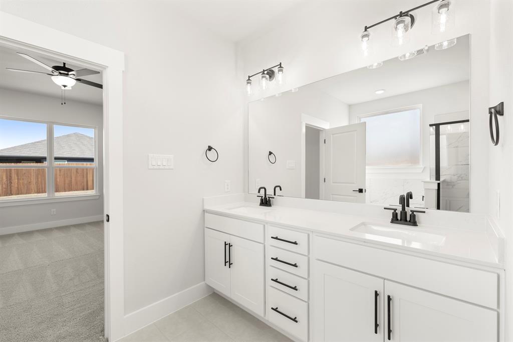 214 Saddletree Drive Property Photo 16