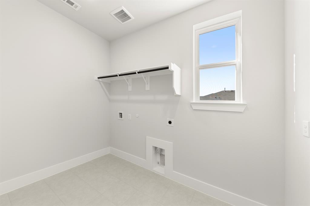 214 Saddletree Drive Property Photo 24