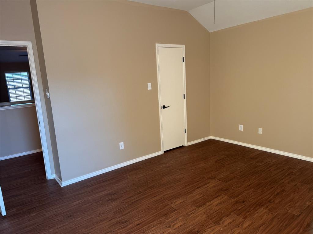 4016 Summerhill Lane Property Photo 29