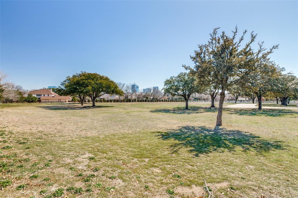 2 Riva Ridge Property Photo 4