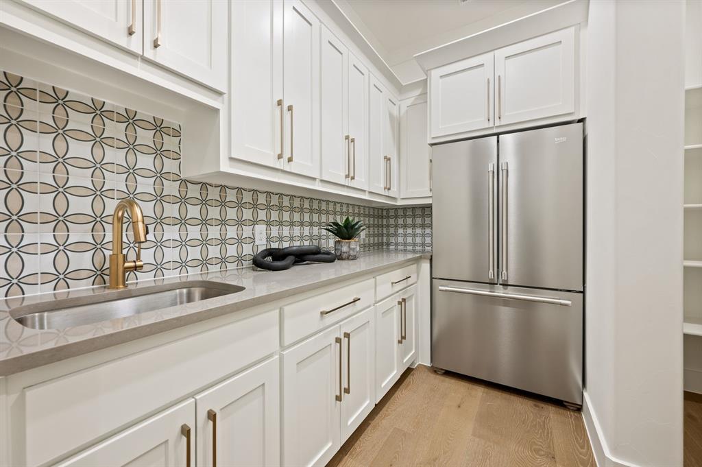 7061 The Resort Drive Property Photo 22