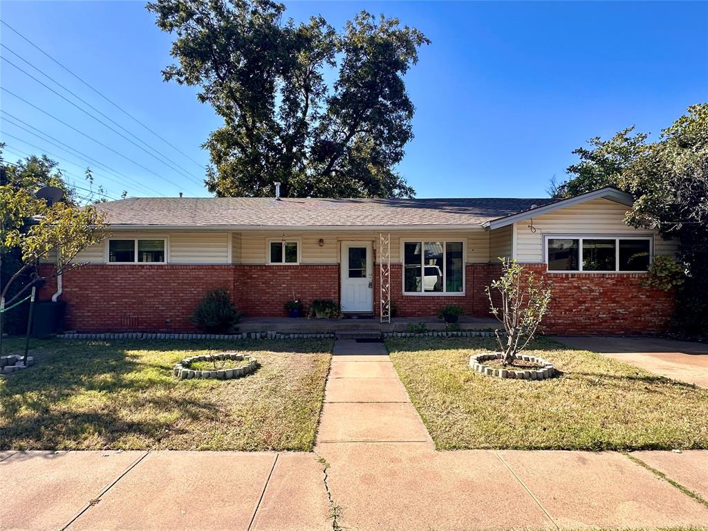 107 N Arkansas Street Property Photo 1