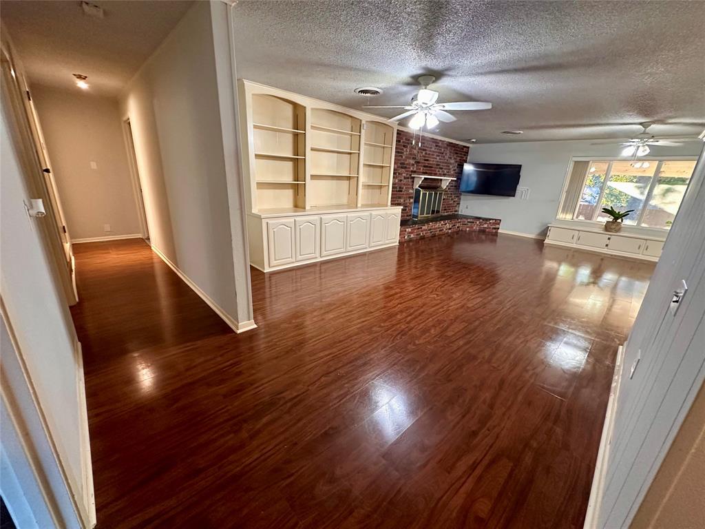 107 N Arkansas Street Property Photo 3
