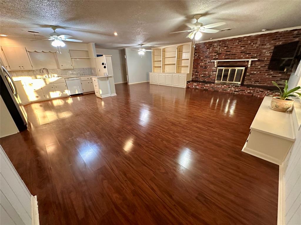 107 N Arkansas Street Property Photo 4