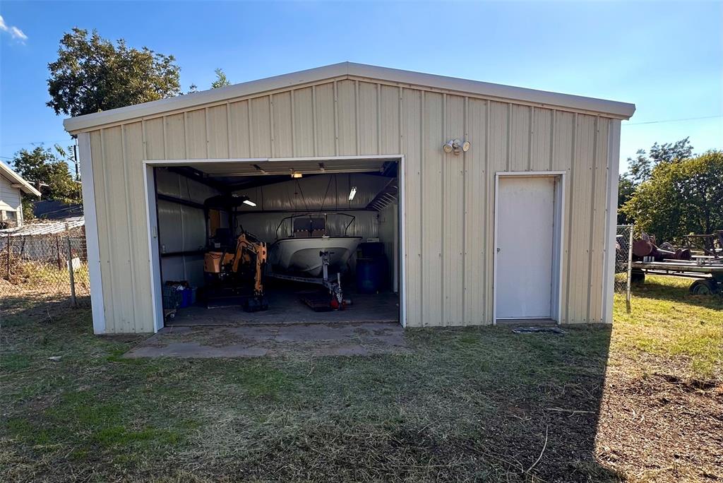 107 N Arkansas Street Property Photo 22