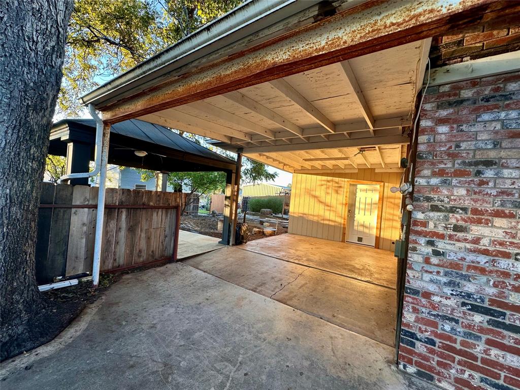 107 N Arkansas Street Property Photo 27