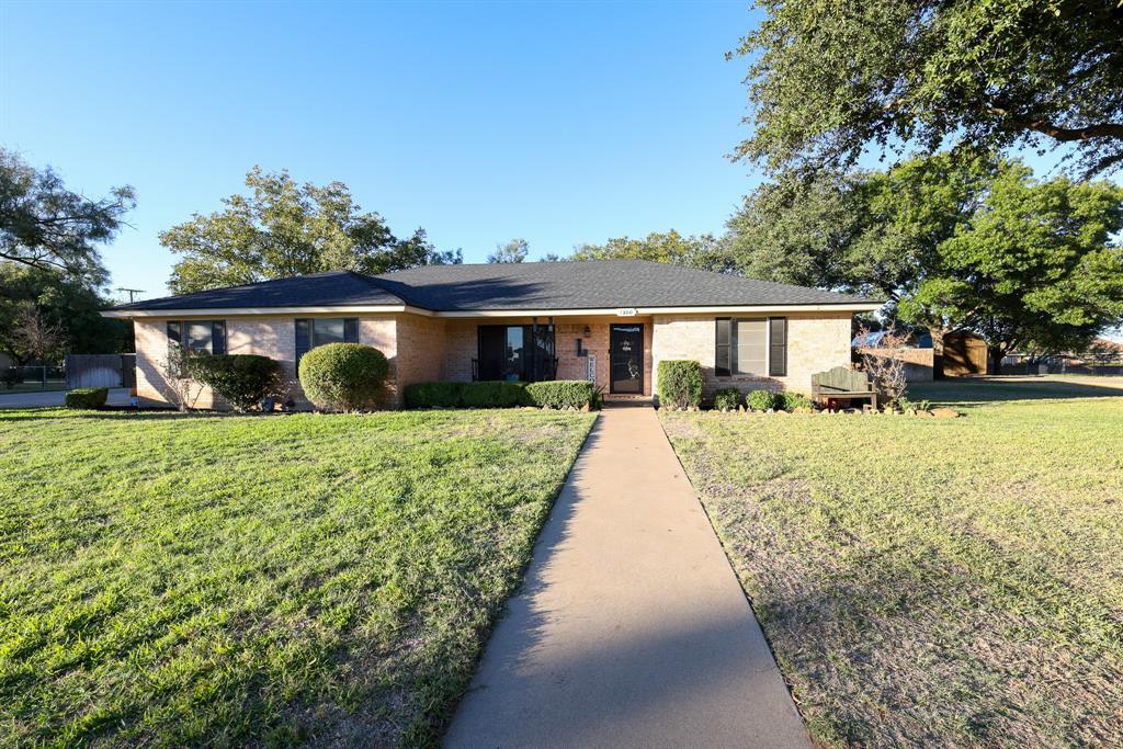 1300 Hillcrest Street Property Photo 1