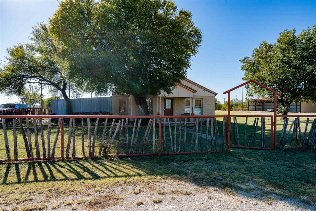 507 E Chestnut Property Photo 5