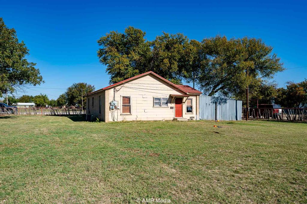 507 E Chestnut Property Photo 6