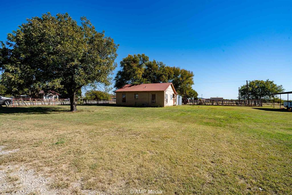 507 E Chestnut Property Photo 8