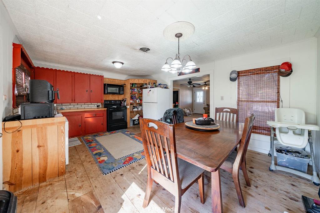 507 E Chestnut Property Photo 9