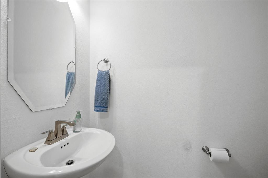 104 Sweetleaf Drive Property Photo 17