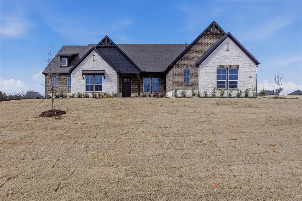 812 Valley Ridge Road Property Photo 2