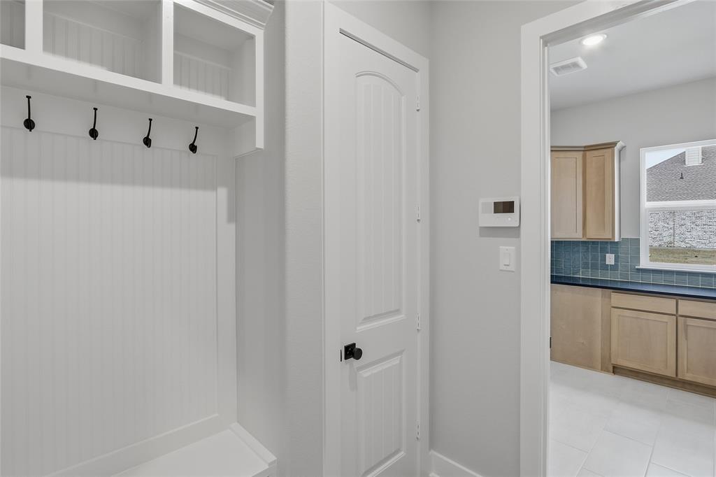 812 Valley Ridge Road Property Photo 23