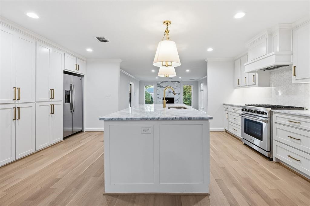 4728 Harley Avenue Property Photo 5