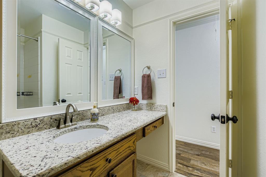 12407 Hawk Creek Drive Property Photo 26