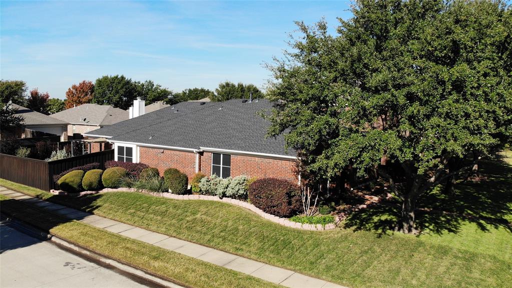 12407 Hawk Creek Drive Property Photo 32