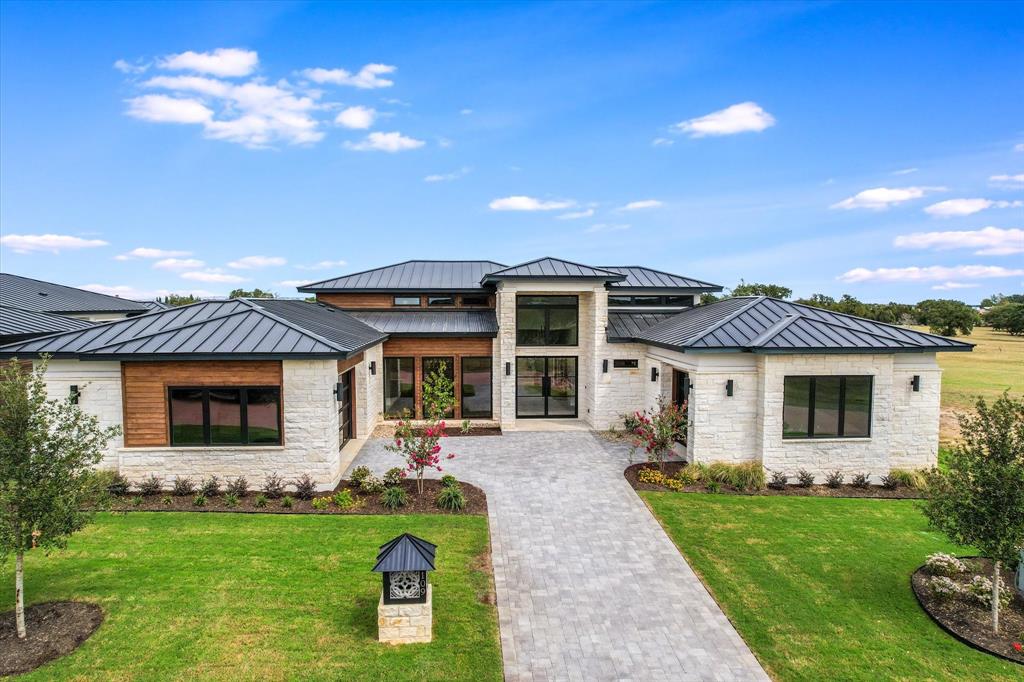 109 Island Court Property Photo 1