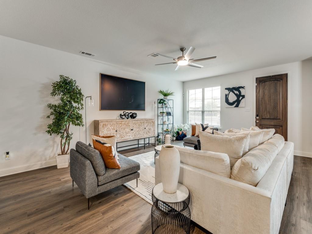 4226 Swinley Forest Drive Property Photo 3