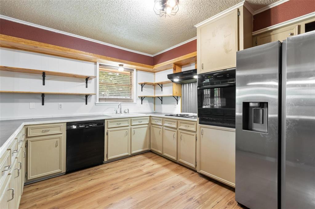 406 Chumney Drive Property Photo 6