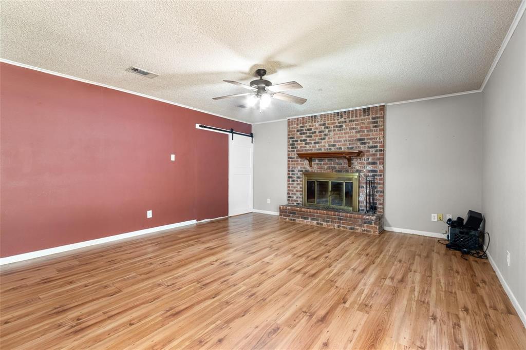 406 Chumney Drive Property Photo 8