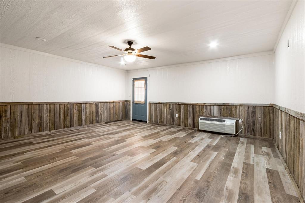 406 Chumney Drive Property Photo 11