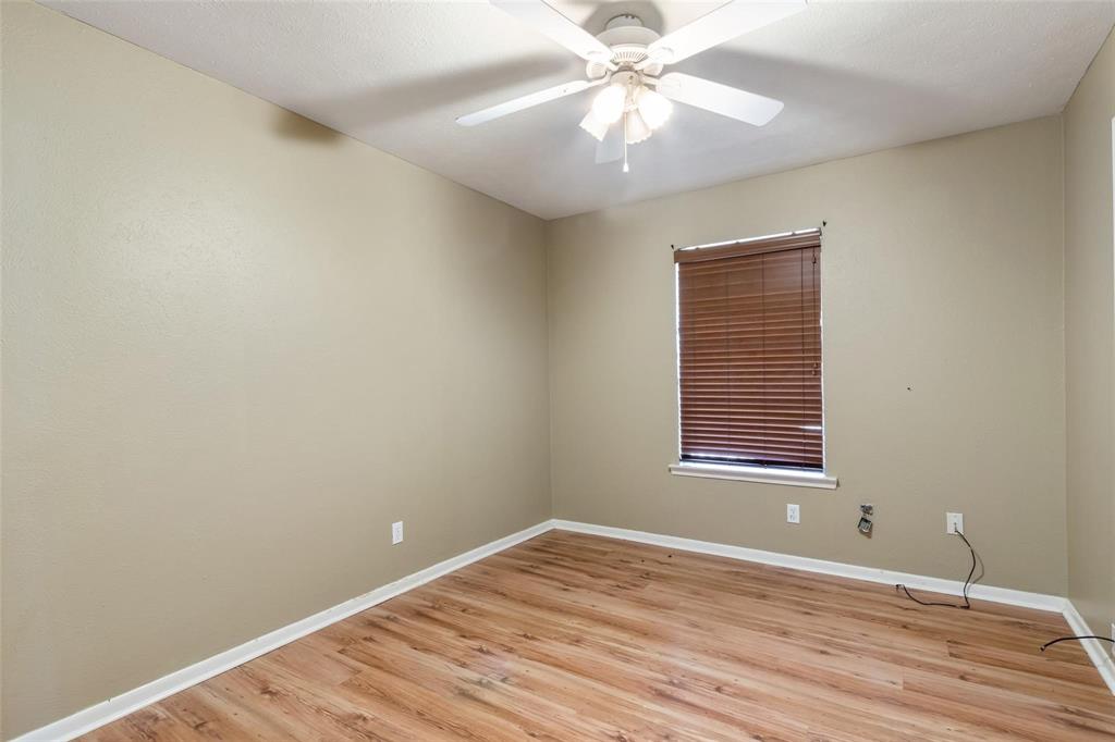 406 Chumney Drive Property Photo 13