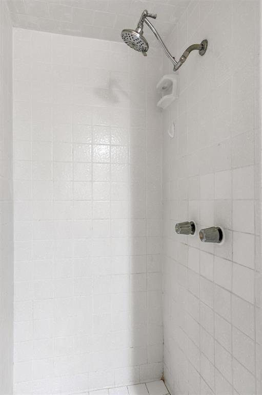 406 Chumney Drive Property Photo 17