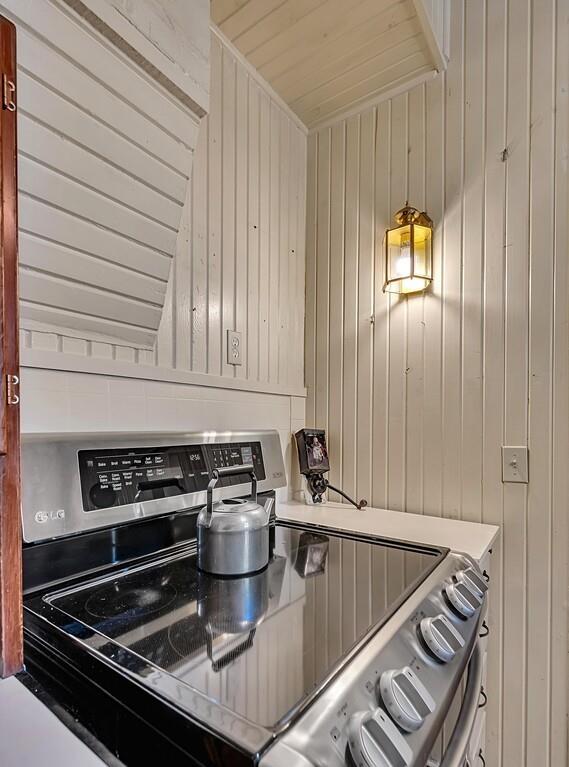 515 Hackberry Street Property Photo 13