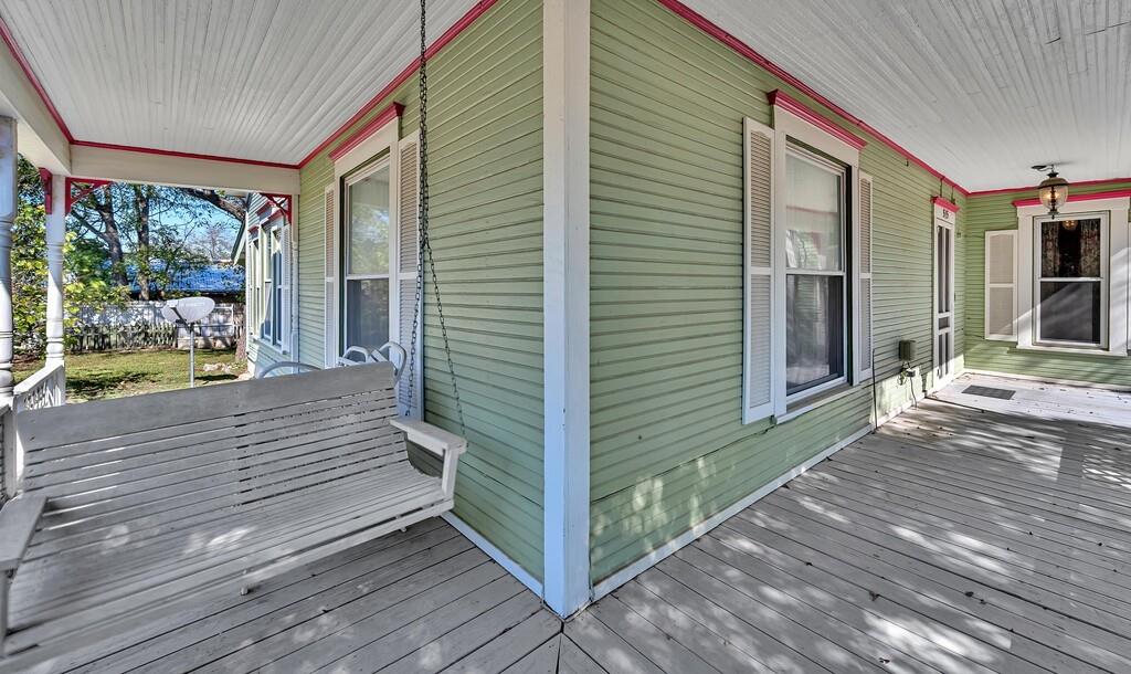 515 Hackberry Street Property Photo 35