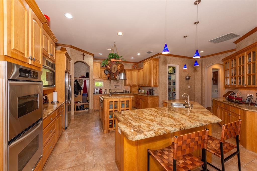 3904 Wagon Wheel Drive Property Photo 16