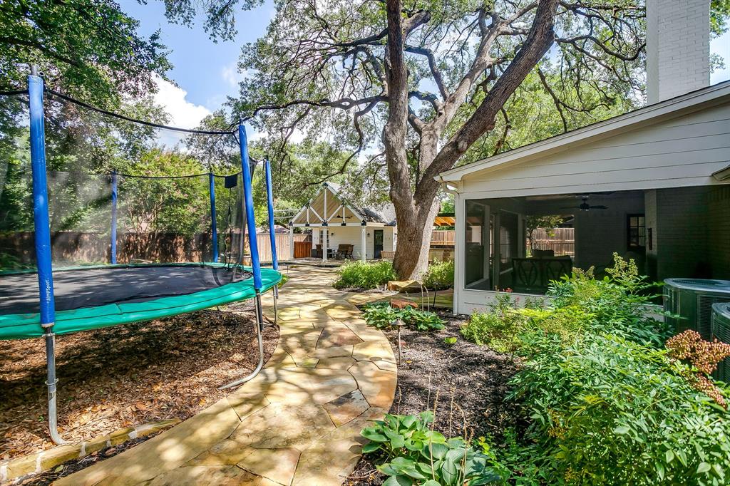 10739 Saint Lazare Drive Property Photo 37