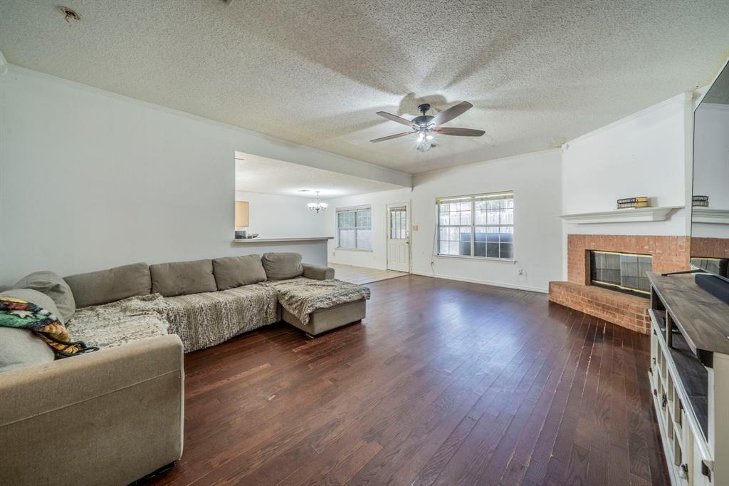 3337 Galaway Bay Drive Property Photo 5