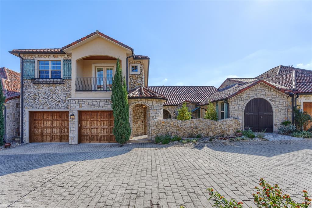 6707 Istina Drive Property Photo 1