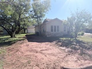 3041 Russell Avenue Property Photo 2