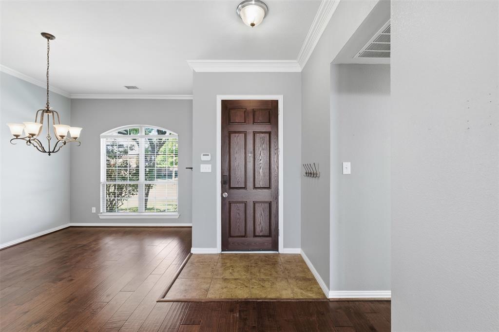 7114 Waterbury Drive Property Photo 6