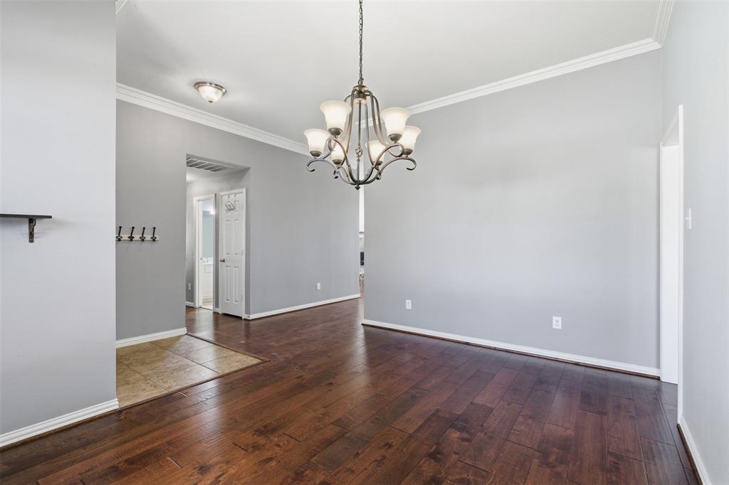 7114 Waterbury Drive Property Photo 7