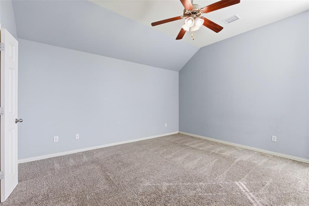 7114 Waterbury Drive Property Photo 17