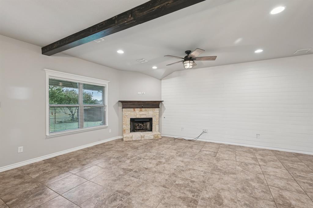 2120 Megan Creek Drive Property Photo 4